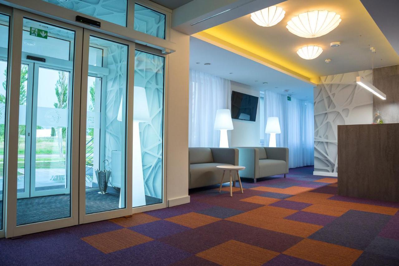 Hotel Quattro Szczecinek Εξωτερικό φωτογραφία